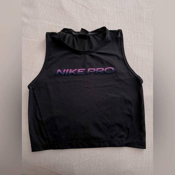 Nike Pro Black and Purple Crop Top - Picture 1 of 3